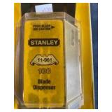 hook utility knife blades 1 pack of 100
