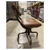 Domore Chair Company Chair (608002)