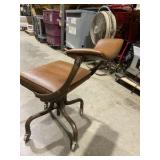 Domore Chair Company Chair (608002)