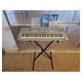 Yamaha PSR-E303