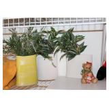 Decor, Holiday & Housewares