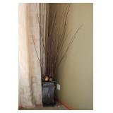 Vase & Twigs