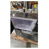 GE 1.6 Cu. Ft. Countertop Microwave Oven