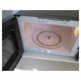 Black n Decker microwave...