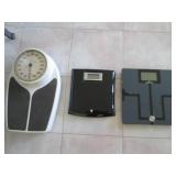 Vintage scale with 2 digital scales...