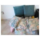 Huge lot of pillows, many nice styl...