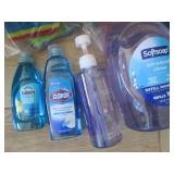Assorted mainly new cleaning suppli...