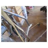 INVACARE 9805 Medical Lift...