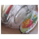 Kitchen lot Pyrex glass ware, bakin...