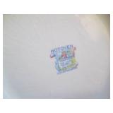 Kitchen lot Pyrex containers, mixin...
