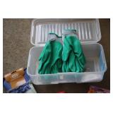 Lot of gardening gloves...