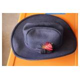 WESTERN TRAILS hat...