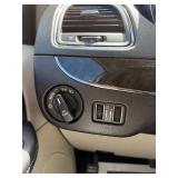 2013 CHRYSLER TOWN AND COUNTRY TOURING *No Accidents Reported* (NO RESERVE)