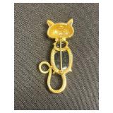 Collectible Craft Cat Pin & Unique Gold-Tone Cat & Mouse Brooch Collection