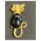 Collectible Craft Cat Pin & Unique Gold-Tone Cat & Mouse Brooch Collection