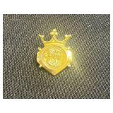 VTG Disney Minnie Mouse Enamel Pin & Vintage Gold-Tone Brooches - Collectible Jewelry Set Inc Napier