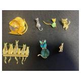 Super Cool VTG Collection of Cat Pins/Brooches Inc Gold-Tone Cat Crown Parure
