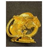 Super Cool VTG Collection of Cat Pins/Brooches Inc Gold-Tone Cat Crown Parure