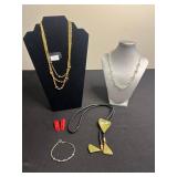 VTG Agate Bolo Tie, Gold-Tone Hobe Chain Necklace, Crystal Bead Necklace, Red Bakelite Earrings & More!