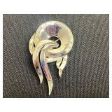 VTG Brooches Inc Weiss, Kramer & Trifari