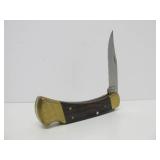 Nice Lot of BUCK Folding Knives
