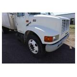 2000 International 4700 T444E 24