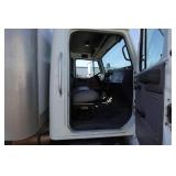 2000 International 4700 T444E 24