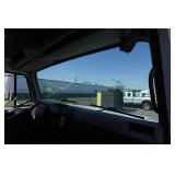 2000 International 4700 T444E 24