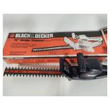 Black & Decker 16" Hedge Trimmer