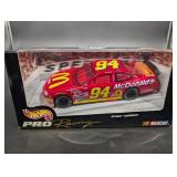 Hot Wheels Pro Racing Bill Elliott McDonald
