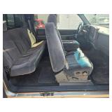 2000 Chevrolet 2500 LS 4X4 Pickup