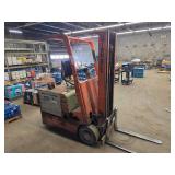 Pettibone Mercury Electric Forklift...