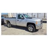 2011 Chevy 2500HD Reg. Cab 4x4