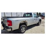 2011 Chevy 2500HD Reg. Cab 4x4