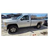 2011 Chevy 2500HD Reg. Cab 4x4
