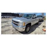 2011 Chevy 2500HD Reg. Cab 4x4