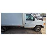 2007 Ford Econoline Box Truck - 14