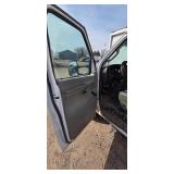 2007 Ford Econoline Box Truck - 14