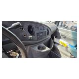 2007 Ford Econoline Box Truck - 14