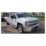 2015 Chevy 3500HD Crew Cab 4x4