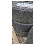 Set of 4 Ford Super Duty 18" Chrome Wheels & Tires – 8‑Lug