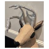 LLR - Festive Deer Head Decor