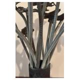 LL - Metal Flower Arrangement Sculpture