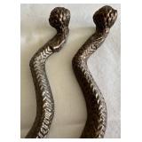 LLC - Rusty Metal Garden Sculptures - Venus Fly Trap Flowers Stems & Serpentine Snake Stems (Lot of 4)
