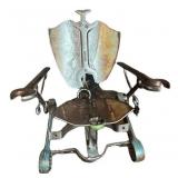 O - Cindy Wynn Arm Tool Chair