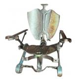 O - Cindy Wynn Arm Tool Chair