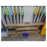Rack with multiple tiki torches. Approx 10 to 12. As shown. CASH ON SITE ONLY. PICKUP IS MONDAY MAY 4TH FROM 11 AM TO 4 PM. REGARDLESS WHAT THE SCHEDULE STATES.