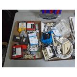 Flat of misc electrical. As shown. CASH ON SITE ONLY. PICKUP IS MONDAY MAY 4TH FROM 11 AM TO 4 PM. REGARDLESS WHAT THE SCHEDULE STATES.