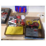 Wire wheels & misc hole saws. As shown. CASH ON SITE ONLY. PICKUP IS MONDAY MAY 4TH FROM 11 AM TO 4 PM. REGARDLESS WHAT THE SCHEDULE STATES.