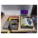 Drill press vise with easy stripper. As shown. CASH ON SITE ONLY. PICKUP IS MONDAY MAY 4TH FROM 11 AM TO 4 PM. REGARDLESS WHAT THE SCHEDULE STATES.